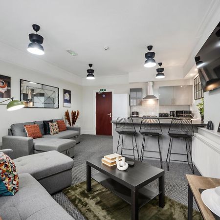 Anfield Cosy Stays - Air Host & Stay - Sleeps 14 Liverpool Buitenkant foto