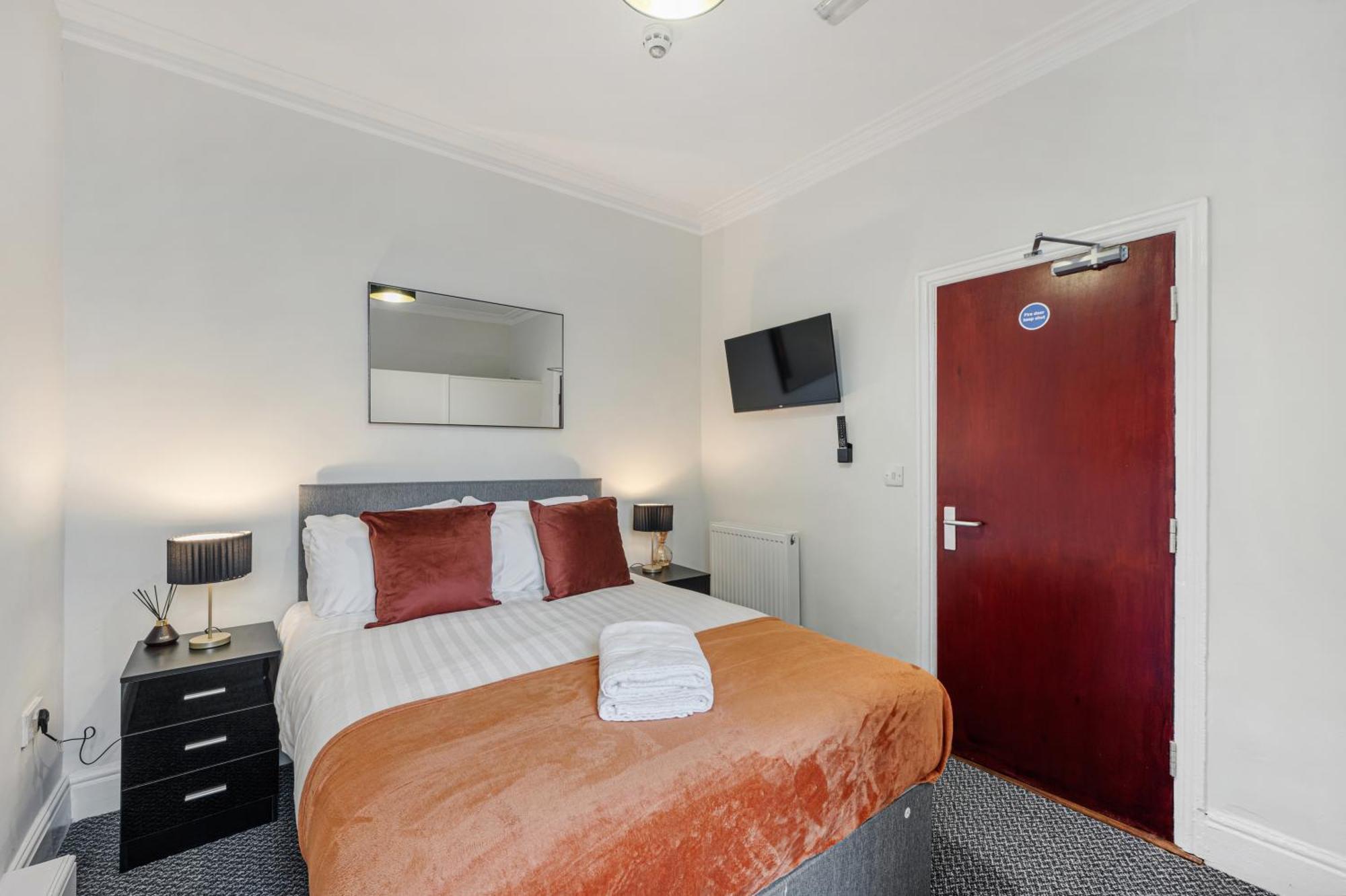 Anfield Cosy Stays - Air Host & Stay - Sleeps 14 Liverpool Buitenkant foto